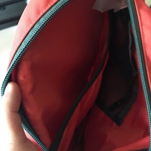 Patagonia Atom 18L Sling-backpack